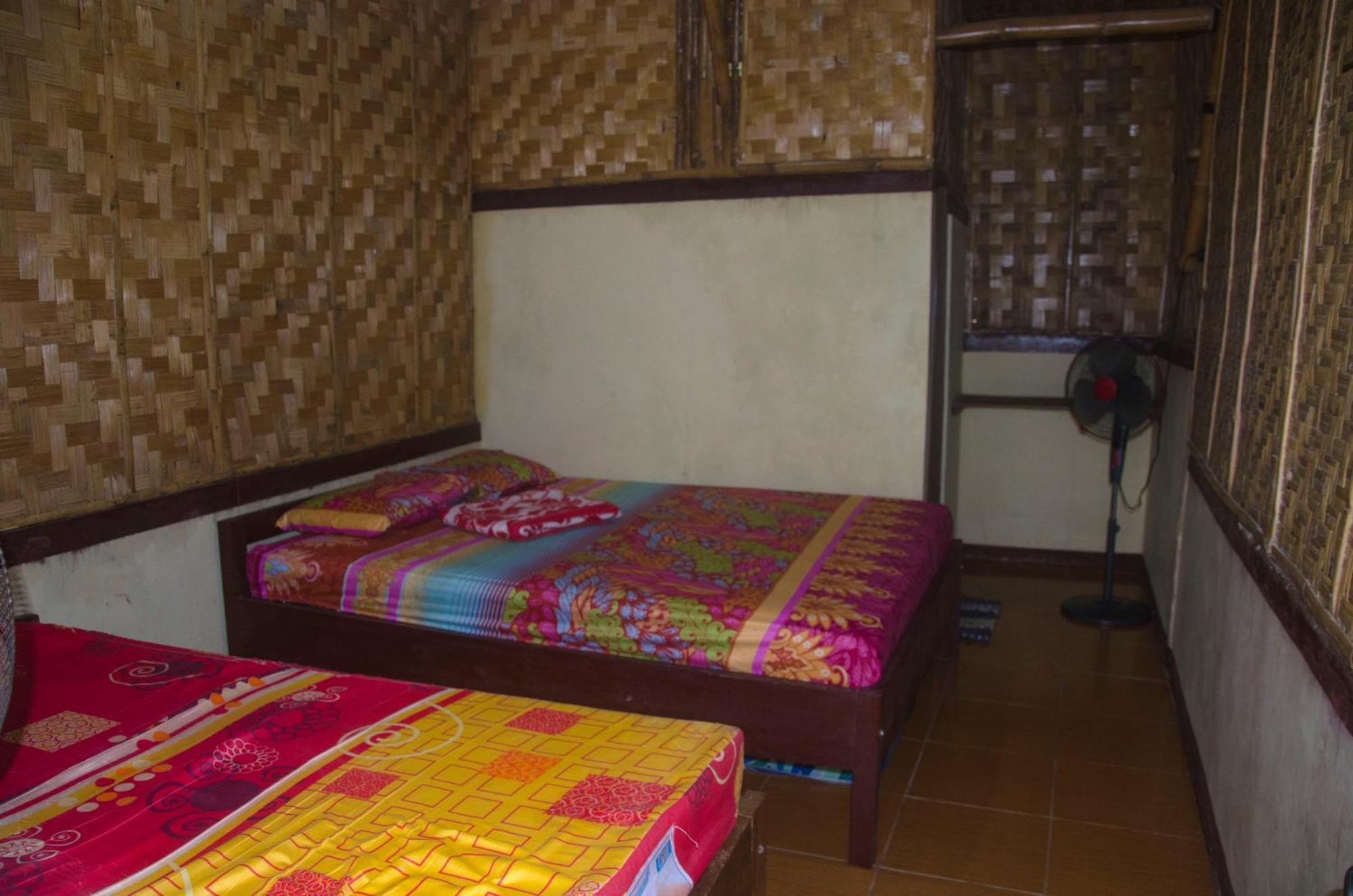 Red Island Bungalows Pasanggaran Exterior photo